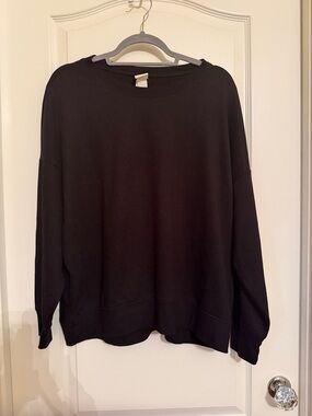 H&M Black Oversized Crewneck Sweatshirt